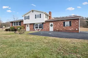 140 Possum Hollow Rd, Hempfield Township, PA 15601 - Photo 36