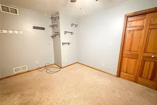 122 Helga Dr, Clay Township, PA 16061 - Photo 28