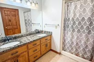 122 Helga Dr, Clay Township, PA 16061 - Photo 22