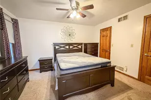 122 Helga Dr, Clay Township, PA 16061 - Photo 20