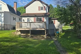 115 Freeport St, Delmont, PA 15626 - Photo 16
