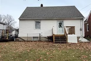 959 Bechtol, Sharon, PA 16146 - Photo 4