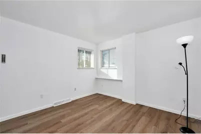 325 E Brewster Rd, Center Township, PA 16001 - Photo 24