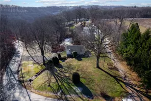 325 E Brewster Rd, Center Township, PA 16001 - Photo 6