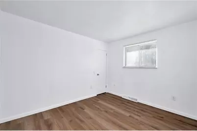 325 E Brewster Rd, Center Township, PA 16001 - Photo 20