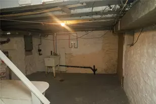 624 Park Ave, Clairton, PA 15025 - Photo 14