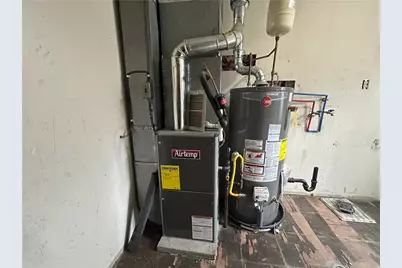 849 Rebecca Ave, Pittsburgh, PA 15221 - Photo 10