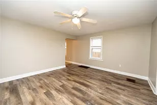 105 Washington St, Mount Pleasant Township, PA 15666 - Photo 12