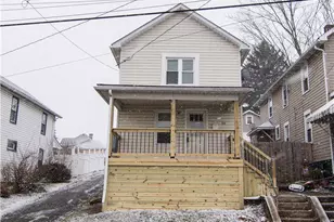 105 Washington St, Mount Pleasant Township, PA 15666 - Photo 1