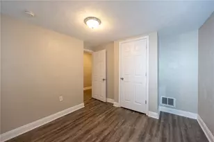 105 Washington St, Mount Pleasant Township, PA 15666 - Photo 24