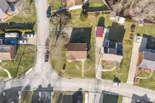 203 Sherrie Dr, Pittsburgh, PA 15239 - Photo 30