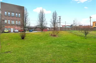 4 N Washington St, Masontown, PA 15461 - Photo 4