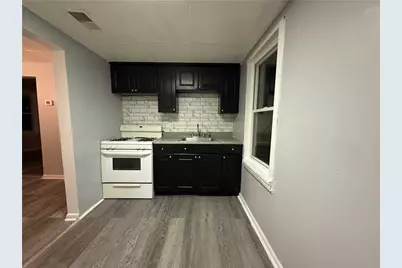 801 Wymore St #2, Elliott, PA 15220 - Photo 2