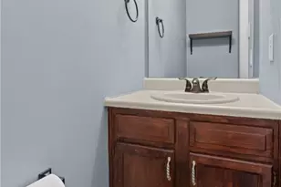 140 Westbrooke Ln, Findlay Township, PA 15108 - Photo 14