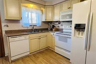 5719 Keefe St, Pittsburgh, PA 15207 - Photo 2