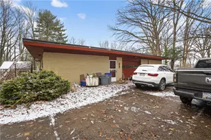 290 Maple Dr, Greensburg, PA 15601 - Photo 38