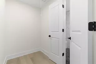 1361 Hawthorne St, Pittsburgh, PA 15201 - Photo 26