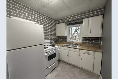 801 Wymore St #1, Elliott, PA 15220 - Photo 6