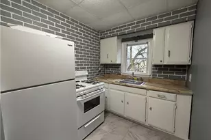 801 Wymore St, Elliott, PA 15220 - Photo 6