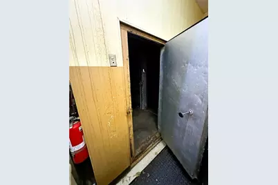 9 E Washington St, New Castle, PA 16101 - Photo 20