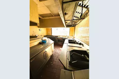 9 E Washington St, New Castle, PA 16101 - Photo 10