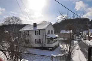 805-807 Pittsburgh St, Lower Burrell, PA 15068 - Photo 4