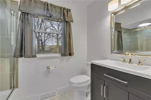 101 2nd St, Ohioville, PA 15059 - Photo 8