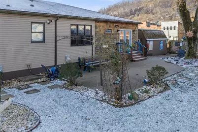 339 Beaver Ave, Aliquippa, PA 15001 - Photo 2