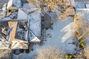 339 Beaver Ave, Aliquippa, PA 15001 - Photo 30