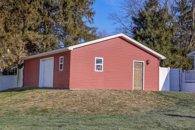 404 E Jamestown Road, West Salem Township, PA 16125 - Photo 2