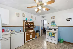1178 Grandview Ave, North Braddock, PA 15104 - Photo 24
