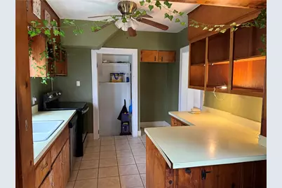 2007 Delaware Avenue, New Castle, PA 16105 - Photo 4