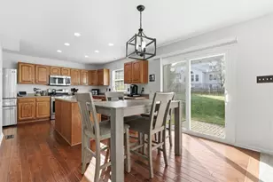 318 Village Dr, Adams Township, PA 16046 - Photo 16