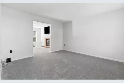 318 Village Drive, Adams Township, PA 16046 - Photo 10