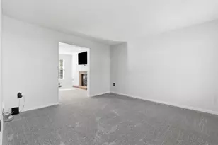 318 Village Dr, Adams Township, PA 16046 - Photo 10