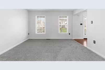 318 Village Drive, Adams Township, PA 16046 - Photo 12