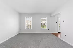 318 Village Dr, Adams Township, PA 16046 - Photo 12