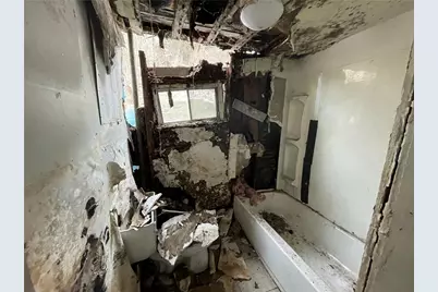 823 Grant St, McKeesport, PA 15132 - Photo 14