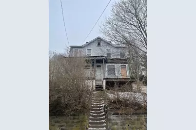 823 Grant St, McKeesport, PA 15132 - Photo 1