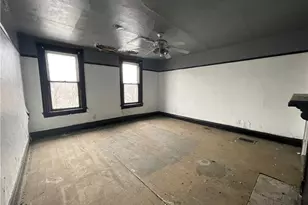 823 Grant St, McKeesport, PA 15132 - Photo 8