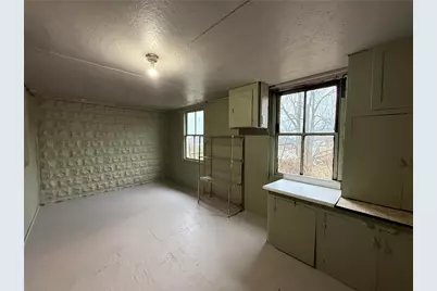 121-123 Oak Ave, Kittanning, PA 16201 - Photo 32