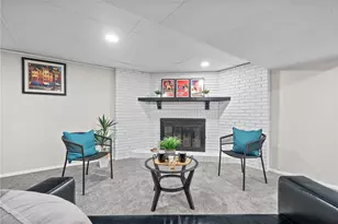 883 Blue Ridge Rd, Pittsburgh, PA 15239 - Photo 16