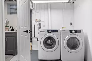 883 Blue Ridge Rd, Pittsburgh, PA 15239 - Photo 18