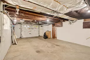 205 N Quarry St, Mt Pleasant Boro, PA 15666 - Photo 36