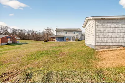 205 N Quarry St, Mt Pleasant Boro, PA 15666 - Photo 10