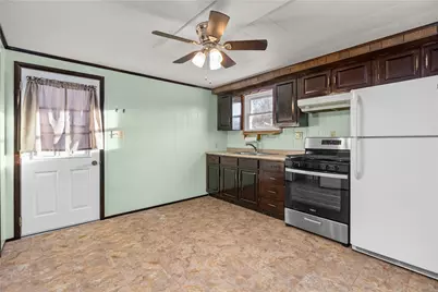 173 Wilbur Ave, Uniontown, PA 15401 - Photo 10