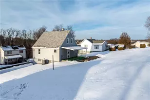 173 Wilbur Ave, Uniontown, PA 15401 - Photo 4