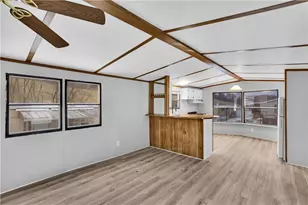 111 Dancer Ln, Jeannette, PA 15644 - Photo 10