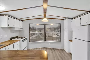 111 Dancer Ln, Jeannette, PA 15644 - Photo 12