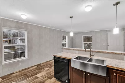 253 Colleen Ln, Jeannette, PA 15644 - Photo 16